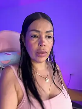 KarolRubi1 online show from November 2, 2025, 10:34 pm