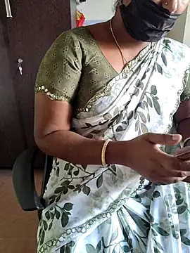 Snapshot of Tamil_roja69 chatting on April 22, 2026, 3:31 am Tamil roja69 online show from April 22, 2026, 3:31 am