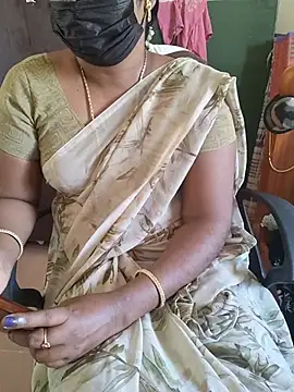 Snapshot of Tamil_roja69 chatting on May 18, 2026, 5:13 am Tamil roja69 online show from May 18, 2026, 5:13 am