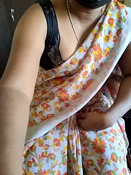 Snapshot of Tamil_roja69 chatting on May 26, 2026, 5:36 am Tamil roja69 online show from May 26, 2026, 5:36 am