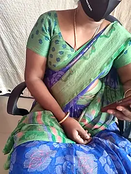 Snapshot of Tamil_roja69 chatting on July 26, 2026, 4:53 am Tamil roja69 online show from July 26, 2026, 4:53 am