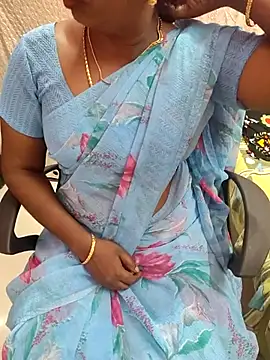 Snapshot of Tamil_roja69 chatting on August 1, 2026, 1:43 pm Tamil roja69 online show from August 1, 2026, 1:43 pm