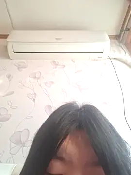 Lee0613 online show from December 24, 2024, 11:22 pm