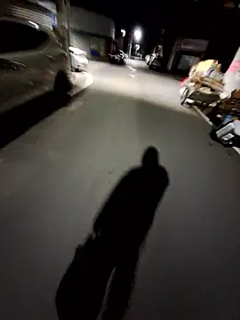 Lee0613 online show from December 5, 2025, 8:05 pm