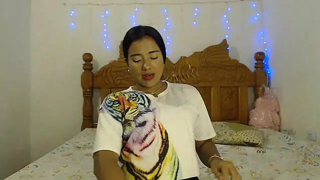 Coral0403 online show from January 31, 2025, 10:52 pm