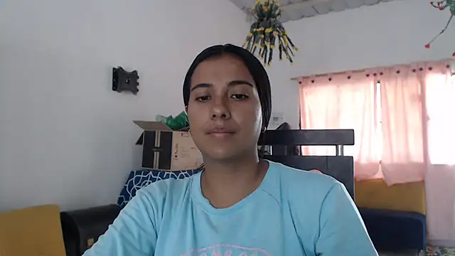 Coral0403 online show from March 12, 2025, 8:10 pm