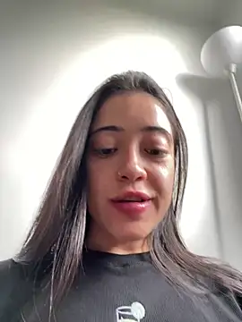 Snapshot of Liam_OH chatting on December 29, 2024, 10:03 pm Liam OH online show from December 29, 2024, 10:03 pm