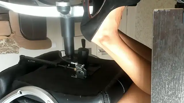 Snapshot of karishee chatting on November 6, 2025, 7:31 am karishee online show from November 6, 2025, 7:31 am