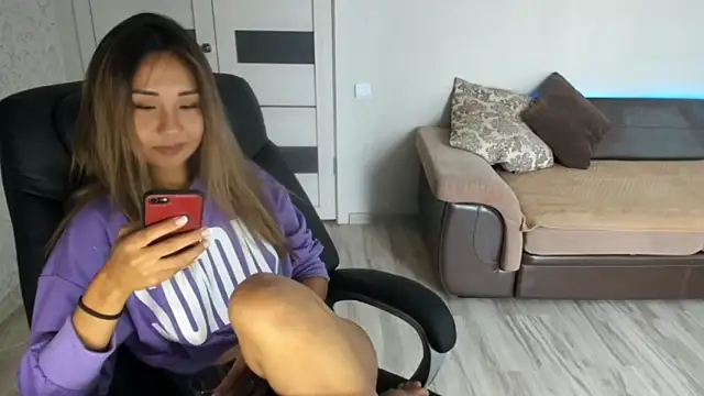 Snapshot of karishee chatting on November 6, 2025, 7:37 pm karishee online show from November 6, 2025, 7:37 pm