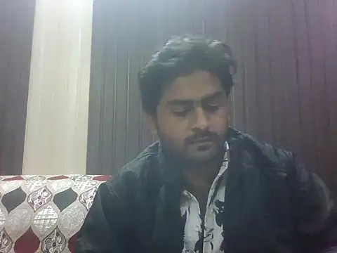 indihotguy online show from November 17, 2025, 2:12 pm