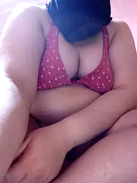 Snapshot of Botina-68 chatting on January 6, 2025, 11:42 pm Botina-68 online show from January 6, 2025, 11:42 pm