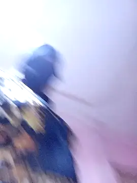 Snapshot of Botina-68 chatting on February 4, 2025, 12:44 pm Botina-68 online show from February 4, 2025, 12:44 pm