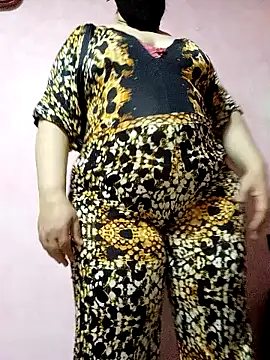 Snapshot of Botina-68 chatting on February 19, 2025, 12:22 pm Botina-68 online show from February 19, 2025, 12:22 pm