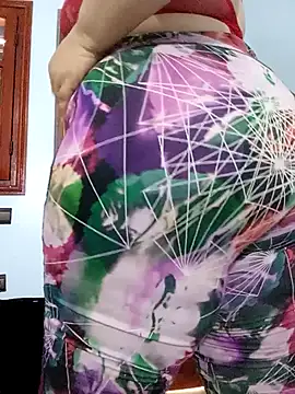 Snapshot of Botina-68 chatting on October 11, 2025, 2:04 pm Botina-68 online show from October 11, 2025, 2:04 pm