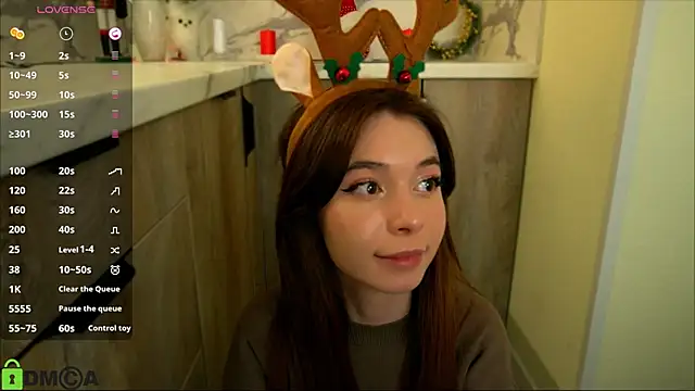 LittleOriana online show from December 26, 2024, 7:38 pm