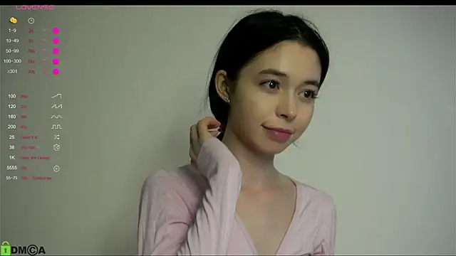 Snapshot of LittleOriana chatting on February 25, 2026, 4:00 am LittleOriana online show from February 25, 2026, 4:00 am
