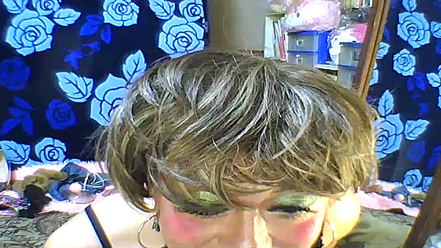 Snapshot of anakanakami chatting on May 4, 2026, 4:08 am anakanakami online show from May 4, 2026, 4:08 am