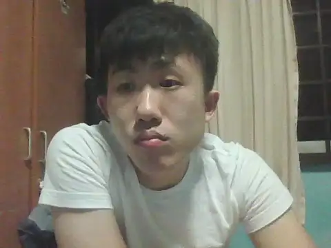 Snapshot of yj199510 chatting on March 28, 2026, 4:50 pm yj199510 online show from March 28, 2026, 4:50 pm