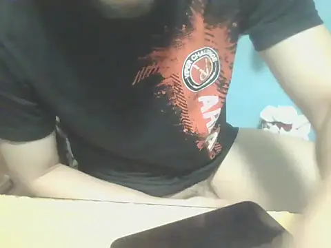 Snapshot of yj199510 chatting on March 29, 2026, 12:27 pm yj199510 online show from March 29, 2026, 12:27 pm