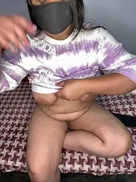 Snapshot of tanvihot2 chatting on March 6, 2025, 4:19 am tanvihot2 online show from March 6, 2025, 4:19 am