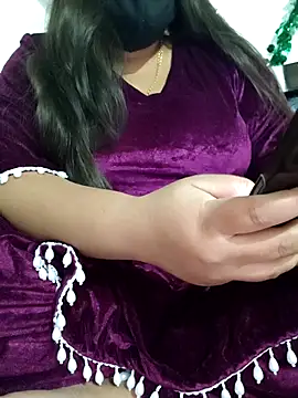 Snapshot of tanvihot2 chatting on December 1, 2025, 5:34 am tanvihot2 online show from December 1, 2025, 5:34 am