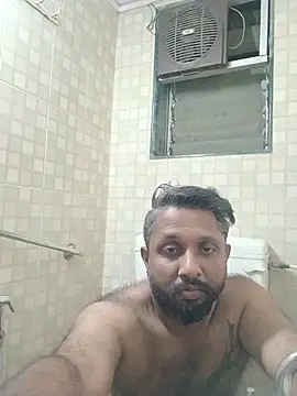 Snapshot of carria_homes chatting on June 9, 2026, 9:15 pm carria homes online show from June 9, 2026, 9:15 pm