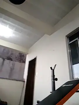 Snapshot of M1chup chatting on September 18, 2025, 8:55 pm M1chup online show from September 18, 2025, 8:55 pm