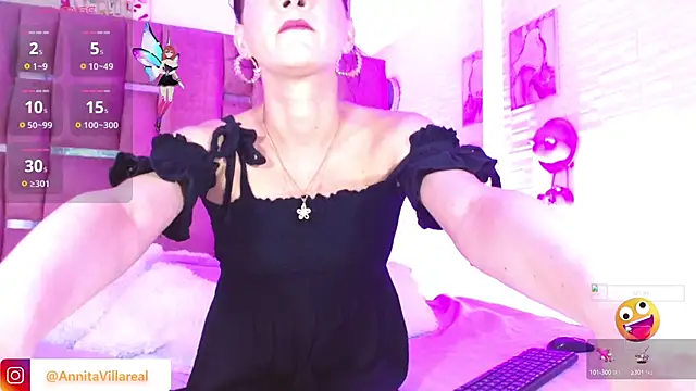 Annabelle-Villareal online show from September 15, 2025, 7:58 pm