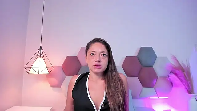 EloiseQuinn online show from October 27, 2025, 1:04 pm