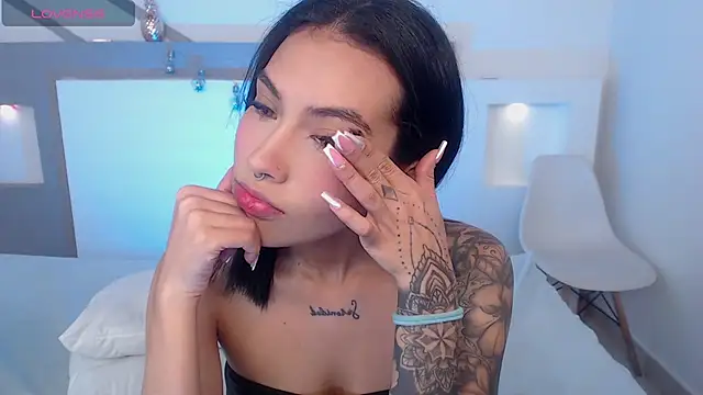 VenusEvans1 online show from January 2, 2025, 12:03 pm