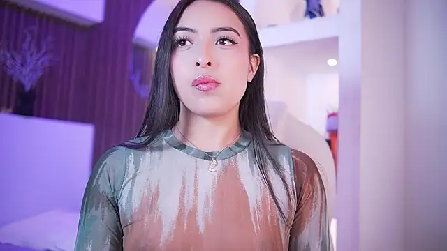 Camila dupont online show from April 6, 2026, 3:48 am