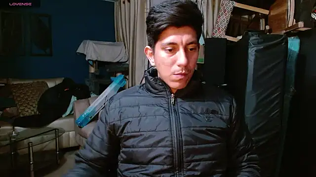 Noah-cock online show from November 11, 2025, 6:35 am