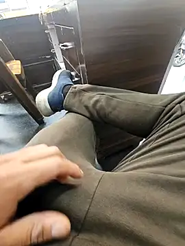 Snapshot of pyasevickybabu563 chatting on January 11, 2025, 4:48 am pyasevickybabu563 online show from January 11, 2025, 4:48 am