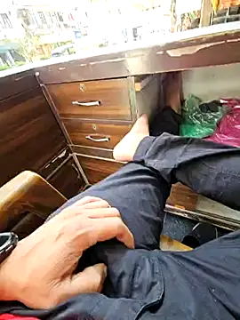 Snapshot of pyasevickybabu563 chatting on March 18, 2025, 9:31 am pyasevickybabu563 online show from March 18, 2025, 9:31 am