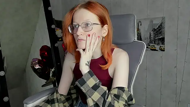 ElizabethHarpper online show from February 17, 2026, 9:28 am