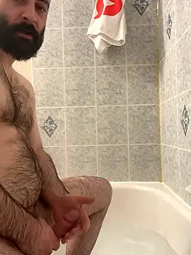 Faded-Solo online show from November 26, 2025, 10:11 pm