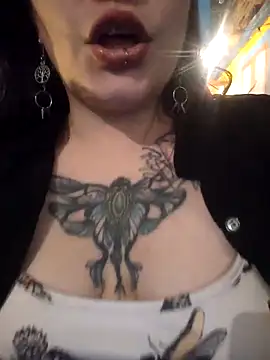 Miss Amelie online show from March 6, 2025, 1:48 am