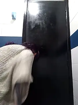 Miss Amelie online show from March 8, 2025, 12:44 am