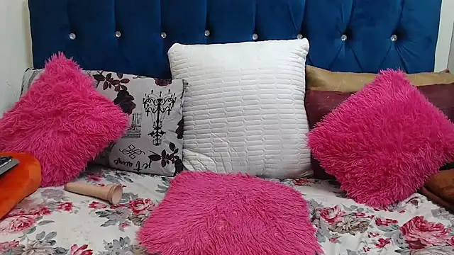 Snapshot of SexyLadyBoosxx chatting on February 8, 2026, 1:36 pm SexyLadyBoosxx online show from February 8, 2026, 1:36 pm