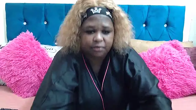 Snapshot of SexyLadyBoosxx chatting on February 14, 2026, 3:31 pm SexyLadyBoosxx online show from February 14, 2026, 3:31 pm