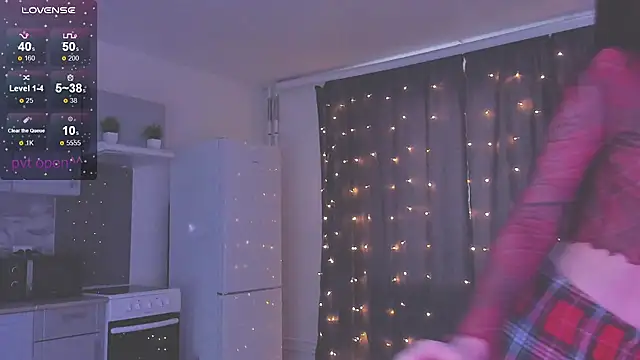 Snapshot of kittenrisha chatting on January 6, 2026, 4:49 am kittenrisha online show from January 6, 2026, 4:49 am