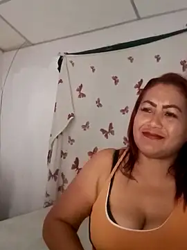 Snapshot of Abigail_BigTits chatting on January 8, 2025, 6:41 am Abigail BigTits online show from January 8, 2025, 6:41 am