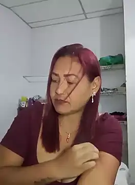 Snapshot of Abigail_BigTits chatting on September 28, 2025, 2:50 am Abigail BigTits online show from September 28, 2025, 2:50 am