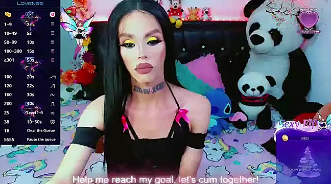 Snapshot of Alextwink chatting on January 24, 2025, 11:56 pm Alextwink online show from January 24, 2025, 11:56 pm