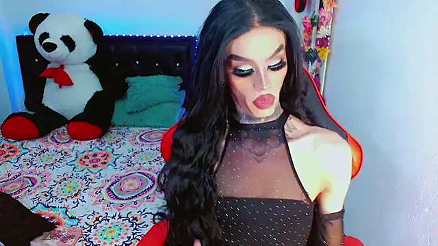 Snapshot of Alextwink chatting on October 9, 2025, 6:39 pm Alextwink online show from October 9, 2025, 6:39 pm