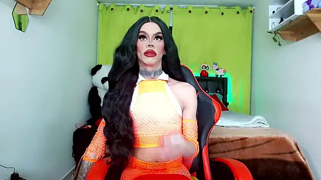 Snapshot of Alextwink chatting on July 17, 2026, 7:52 pm Alextwink online show from July 17, 2026, 7:52 pm
