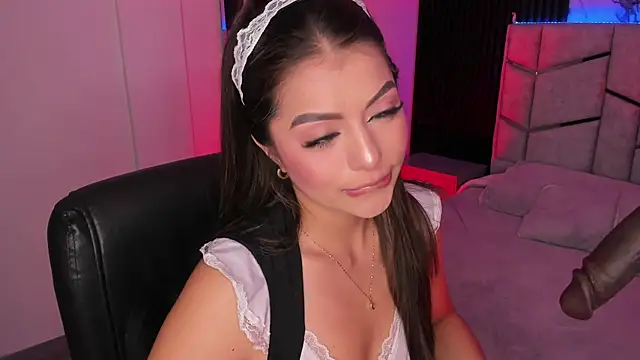 Snapshot of daniiphoeniixx chatting on November 20, 2025, 7:46 pm daniiphoeniixx online show from November 20, 2025, 7:46 pm