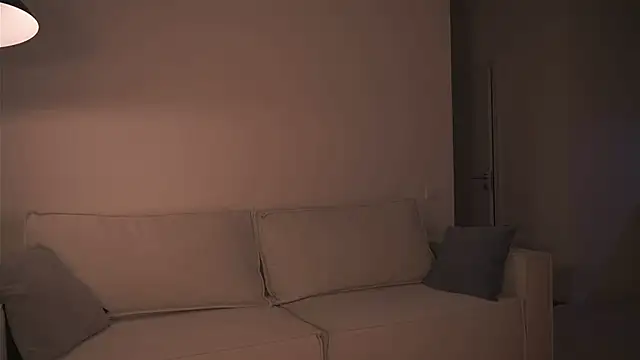 alittlestarrr online show from January 23, 2025, 12:04 am