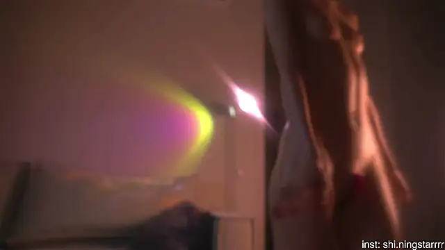 alittlestarrr online show from March 19, 2025, 2:16 am