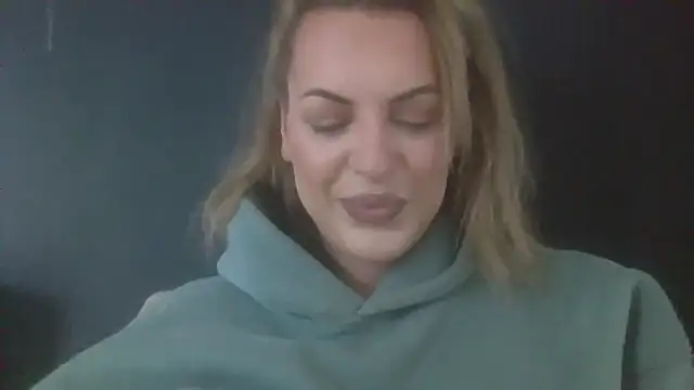 Gigi-Honey online show from September 11, 2025, 11:54 am